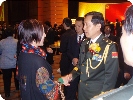 香港寶芝林-丁丁主席